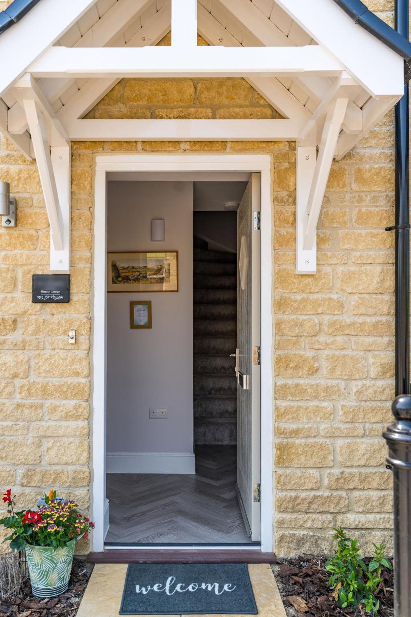 Fleming Cottage - Contemporary Cotswold Home Upper Rissington Ngoại thất bức ảnh